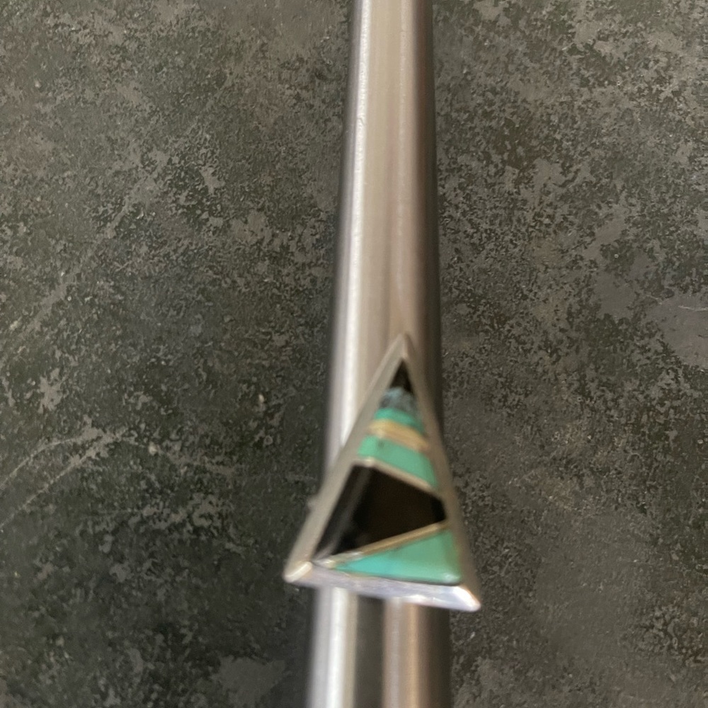 Vintage Zuni Inlaid Black Onyx and Turquoise Ring in a size 6
